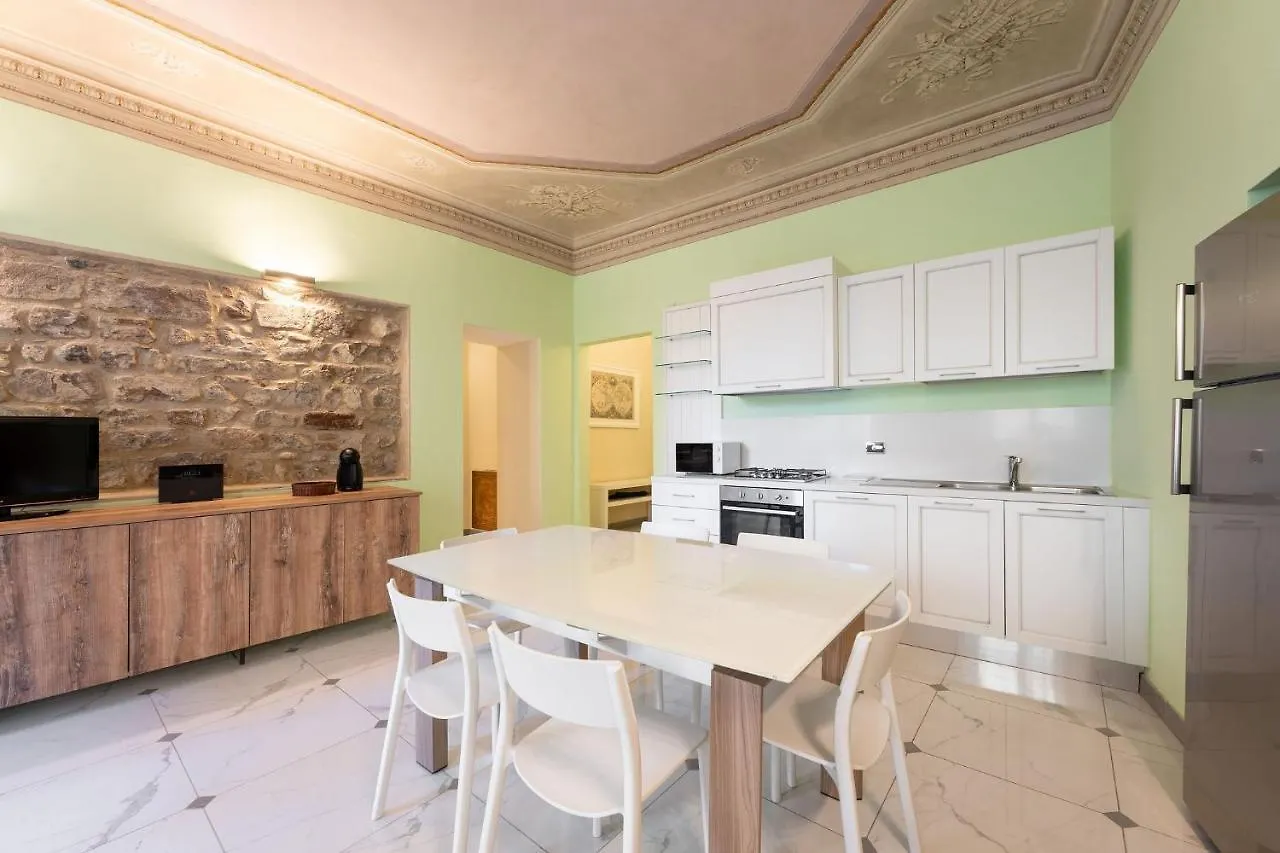 Cimatori 5 Apartment Florence